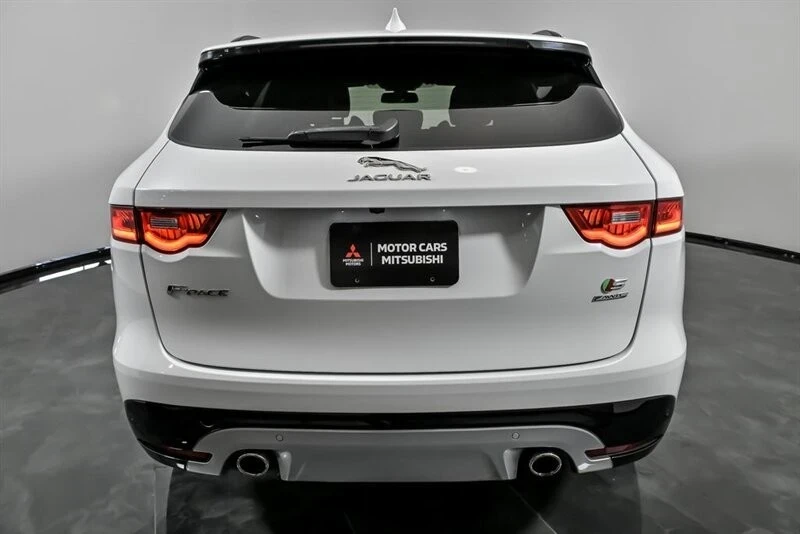 2018 Jaguar F-Pace - Image 10 of 21