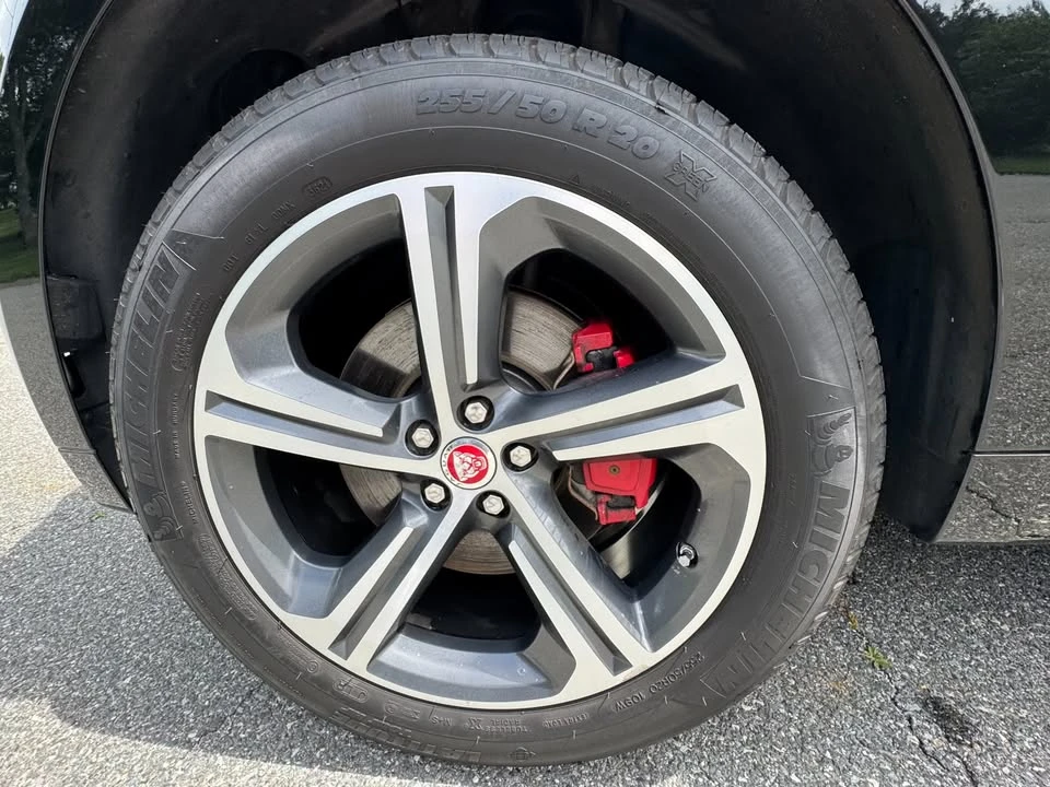 2018 Jaguar F-Pace - Image 16 of 20