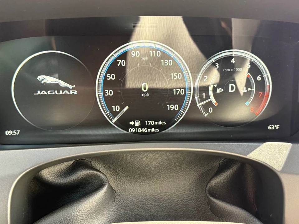 2018 Jaguar F-Pace - Image 11 of 11