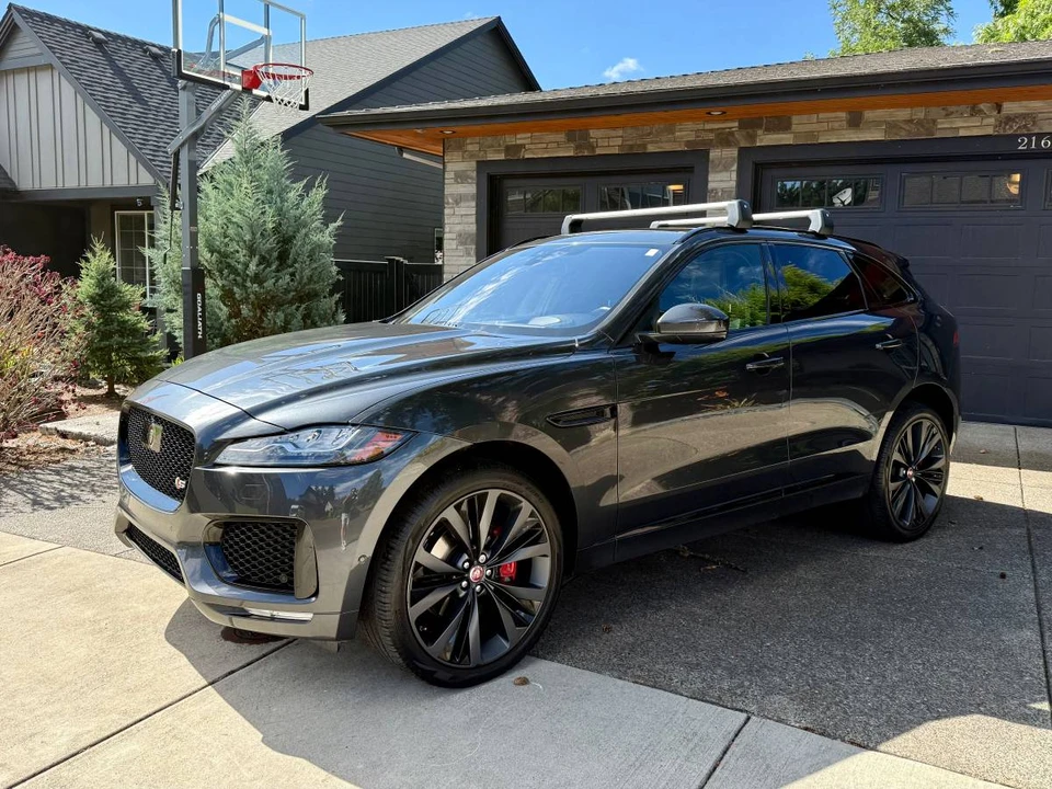 2018 Jaguar F-Pace - Image 4 of 11