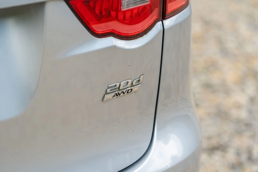 2018 Jaguar F-Pace - Image 11 of 26