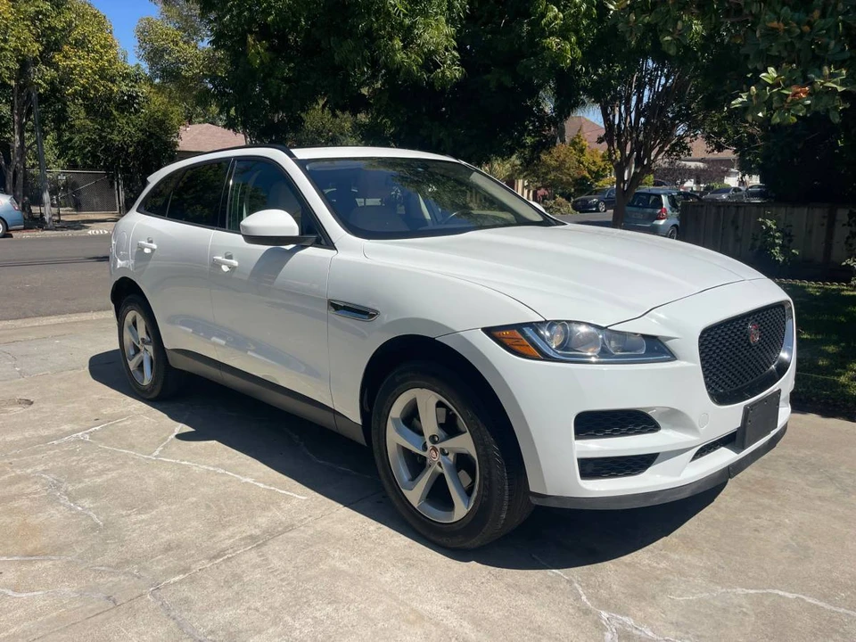 2018 Jaguar F-Pace - Image 7 of 22