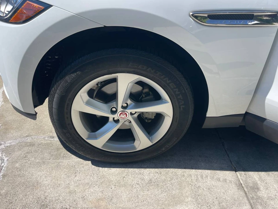2018 Jaguar F-Pace - Image 20 of 22
