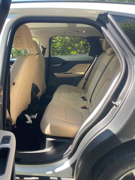2018 Jaguar F-Pace - Image 10 of 22