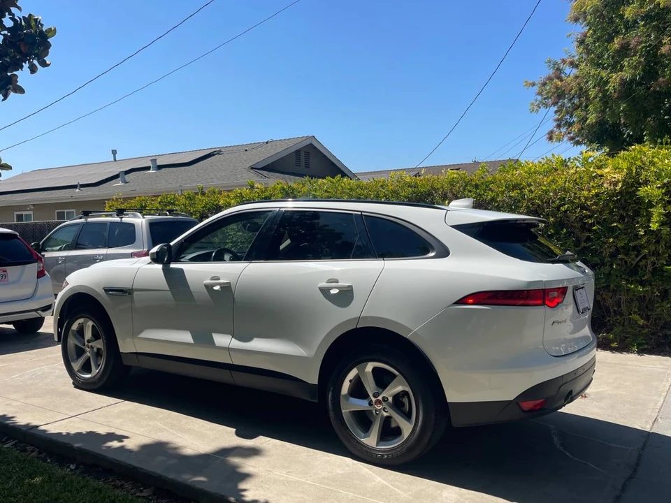 2018 Jaguar F-Pace - Image 4 of 22
