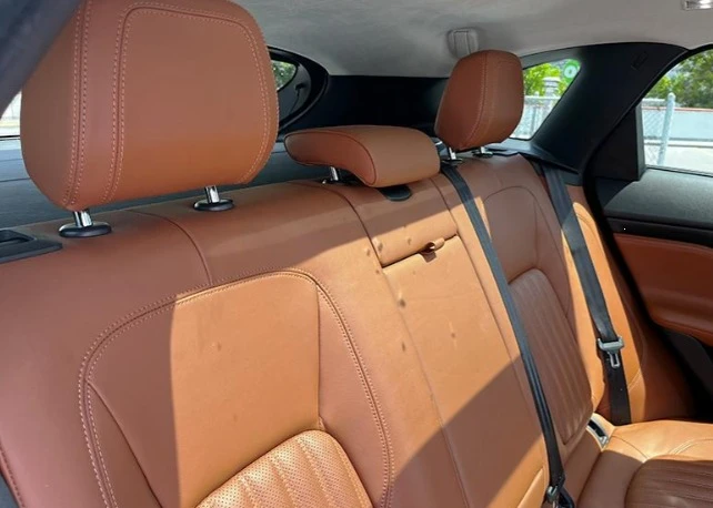 2018 Jaguar F-Pace - Image 4 of 8