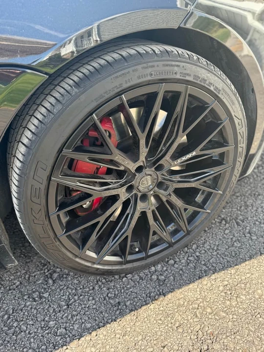 2018 Jaguar - Image 13 of 14