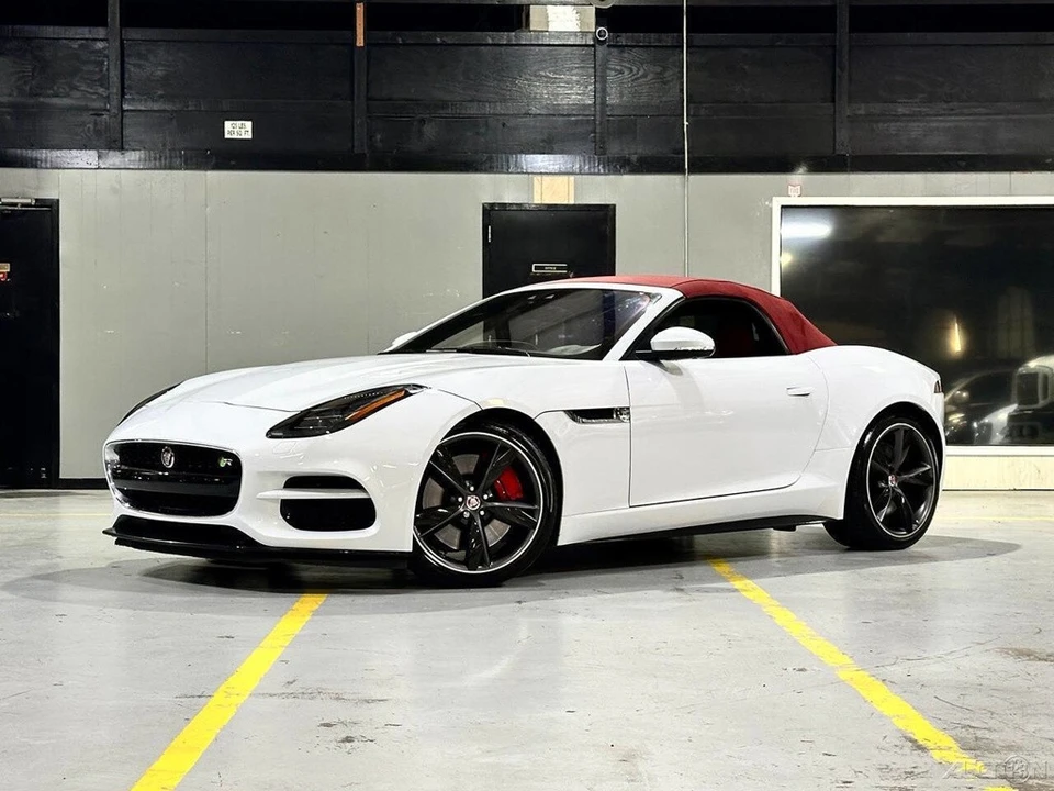 2018 Jaguar - Image 3 of 24
