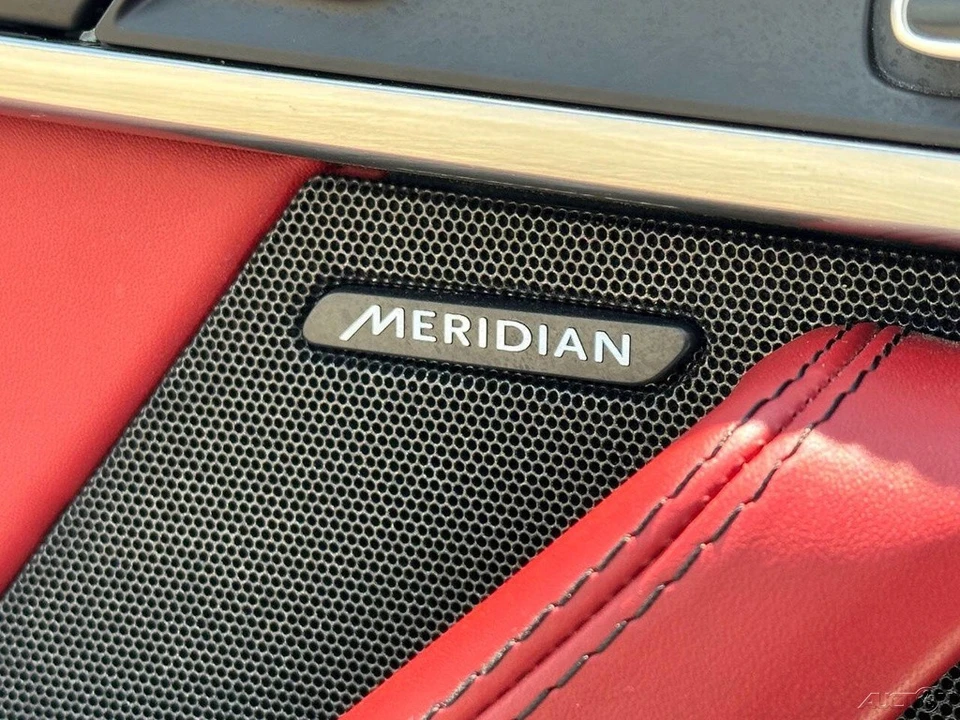 2018 Jaguar - Image 22 of 24