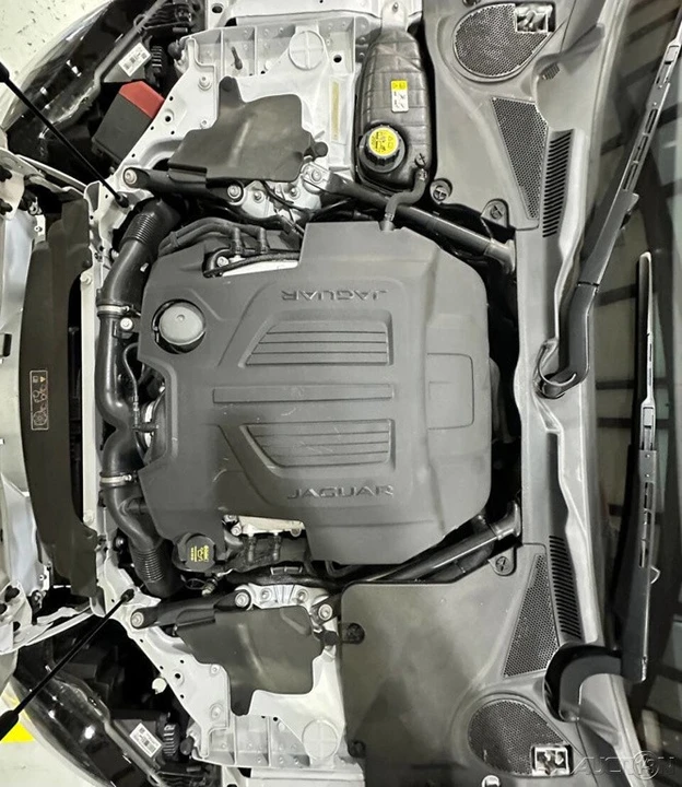 2018 Jaguar - Image 17 of 24