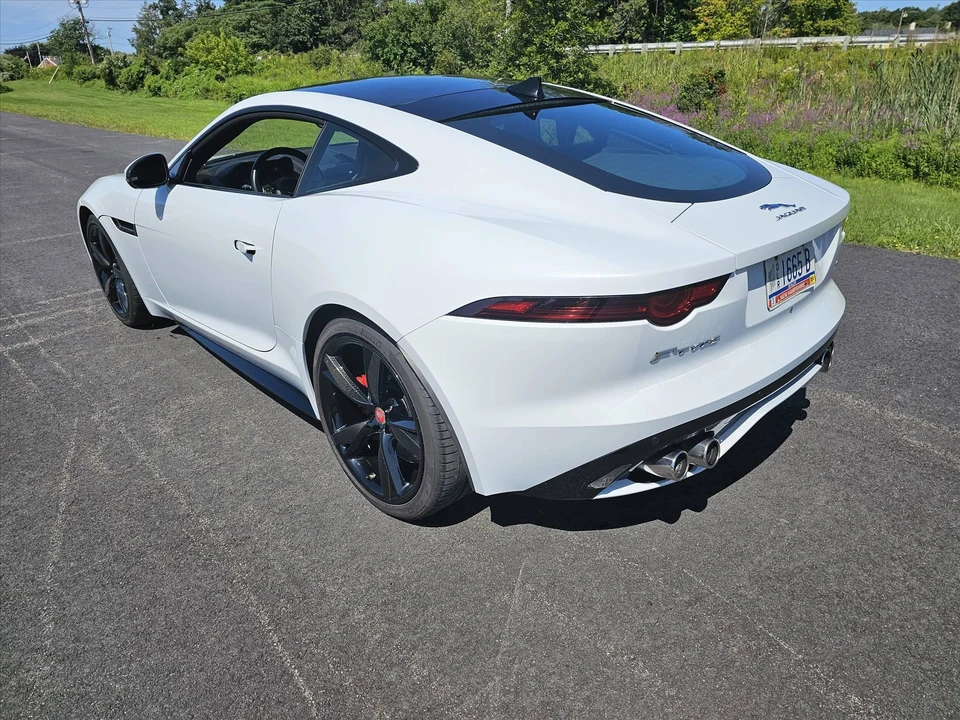 2018 Jaguar F-Type R 1st Gen - Image 7 of 31