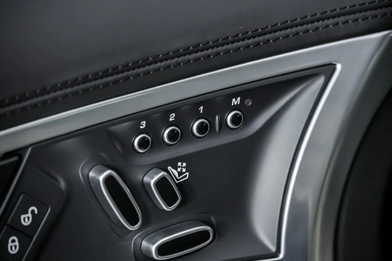 2018 Jaguar F-Type 1st Gen - Image 19 of 31