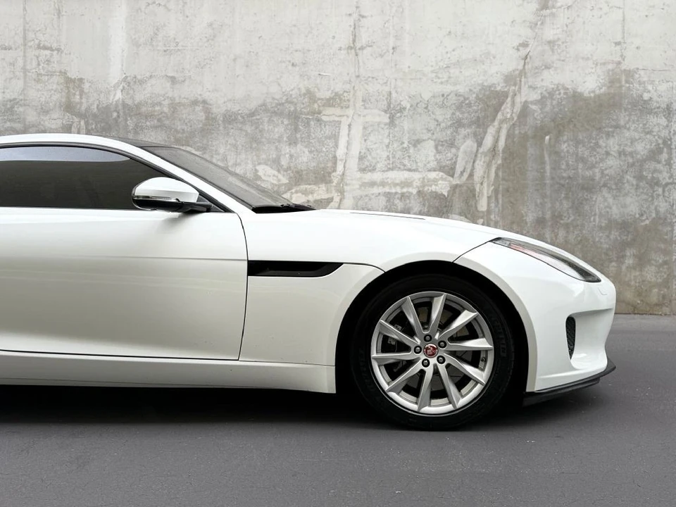 2018 Jaguar F-Type 1st Gen - Image 11 of 21