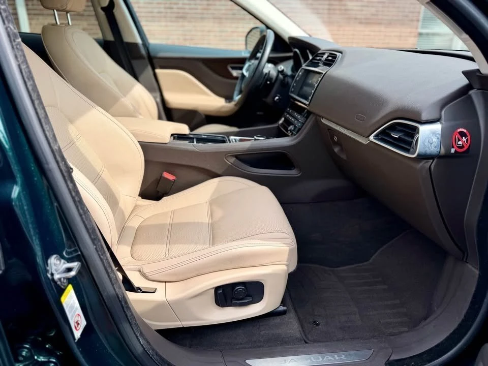 2018 Jaguar F-Pace - Image 12 of 19