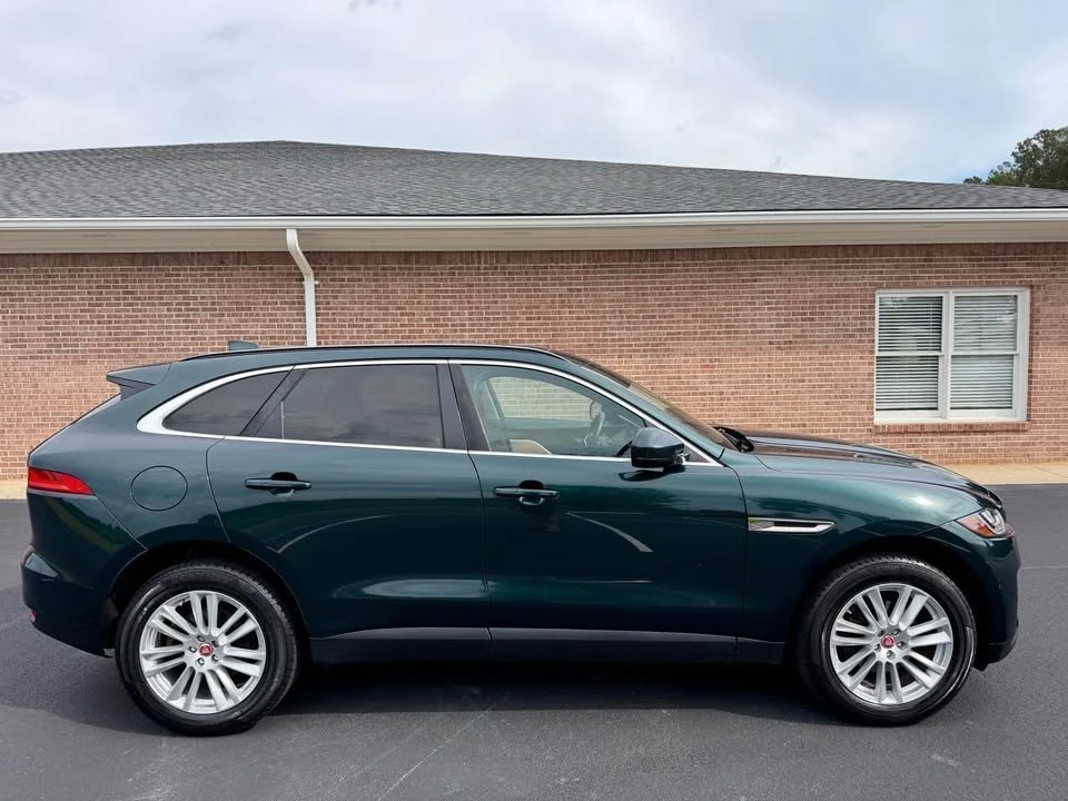 2018 Jaguar F-Pace - Image 8 of 19