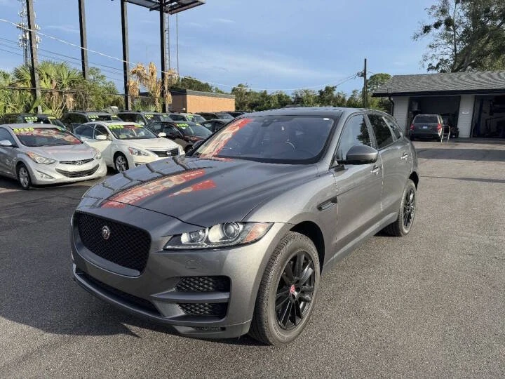 2018 Jaguar F-Pace - Image 2 of 10
