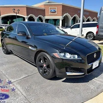 2018 Jaguar XF Luxury Sedan