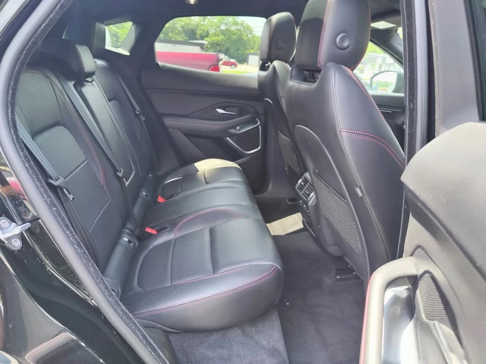 2018 Jaguar XE - Image 12 of 15