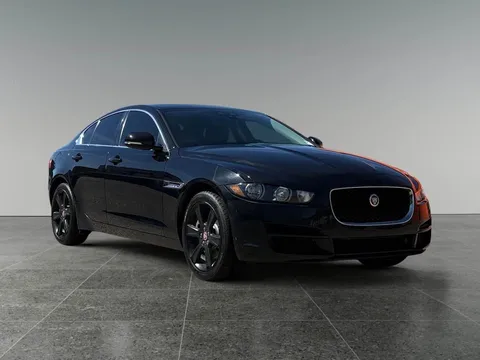 2018 Jaguar XE 25 T Prestige AWD