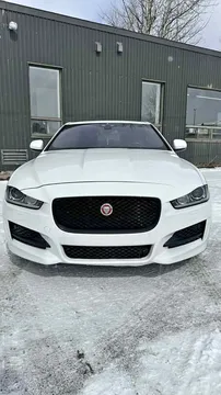 2018 Jaguar XE R-Sport