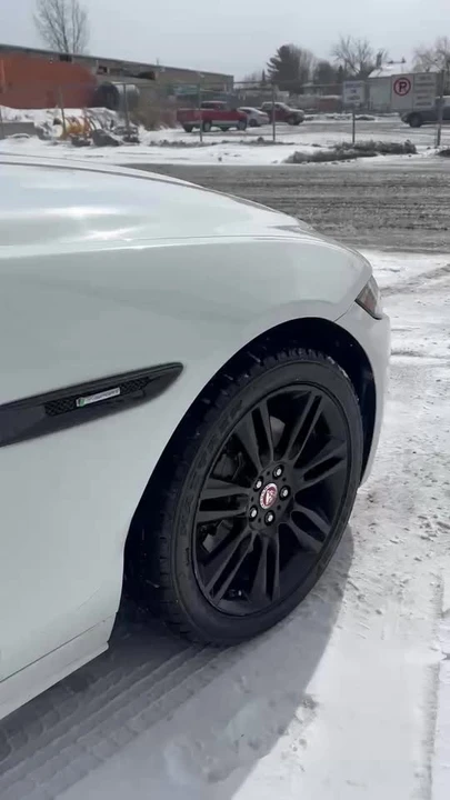 2018 Jaguar XE - Image 20 of 20