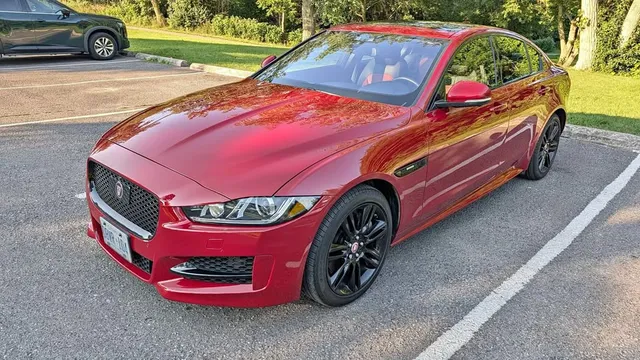 2018 Jaguar XE R-Sport