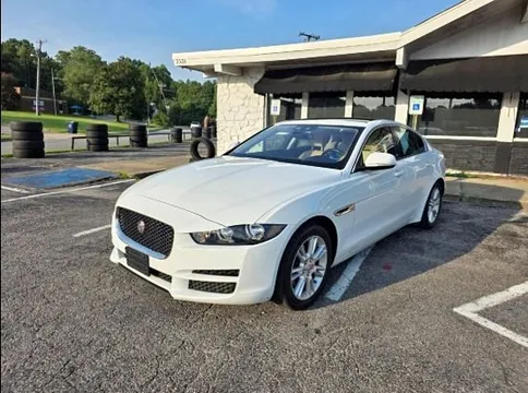 2018 Jaguar XE 20d Premium Sedan 4D