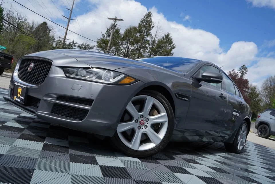 2018 Jaguar XE - Image 20 of 20