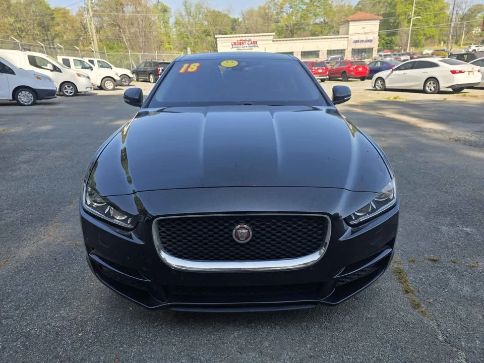 2018 Jaguar XE - Image 2 of 18