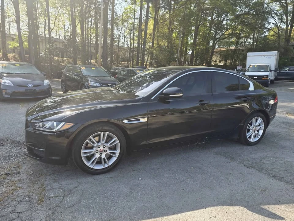 2018 Jaguar XE - Image 3 of 18