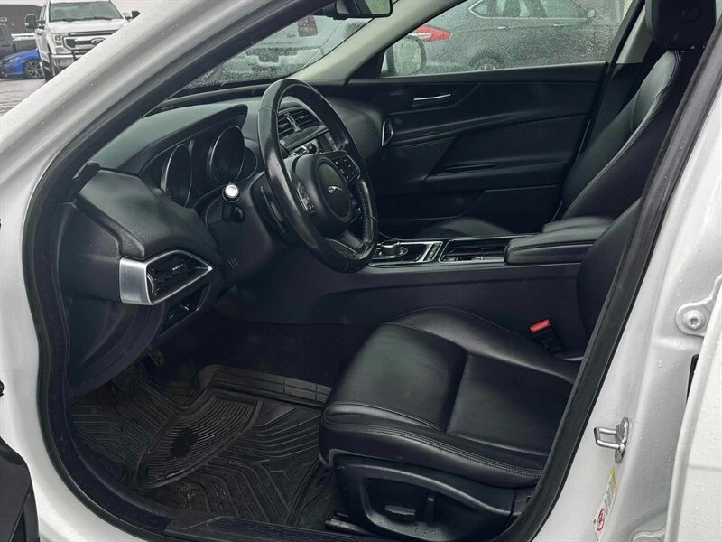 2018 Jaguar XE - Image 8 of 16