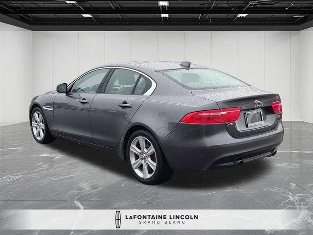 2018 Jaguar XE - Image 2 of 19