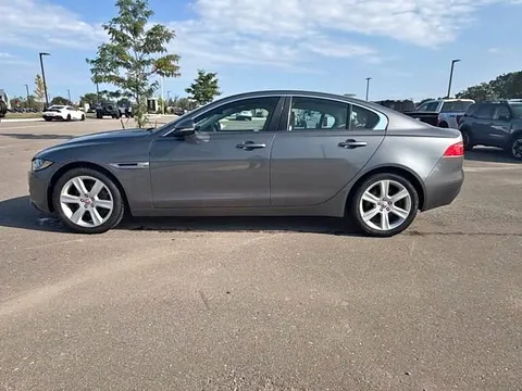 2018 Jaguar XE 25t Premium