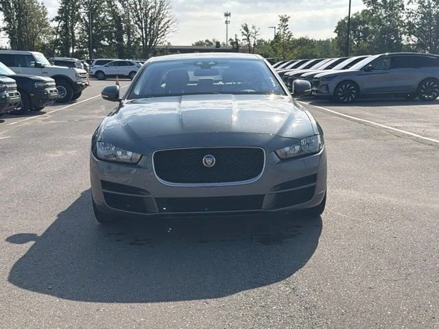 2018 Jaguar XE - Image 7 of 12