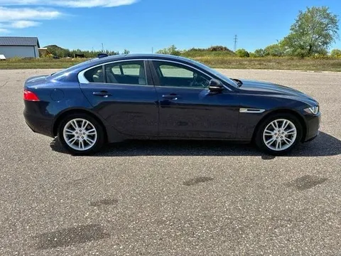 2018 Jaguar XE 25t Premium