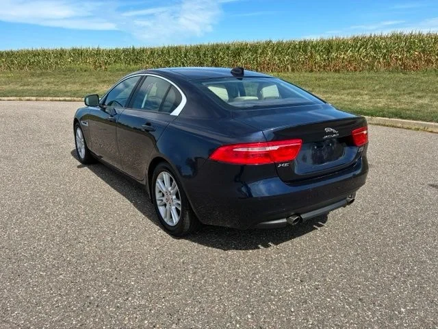 2018 Jaguar XE - Image 7 of 13