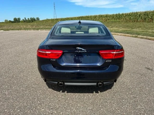 2018 Jaguar XE - Image 6 of 13