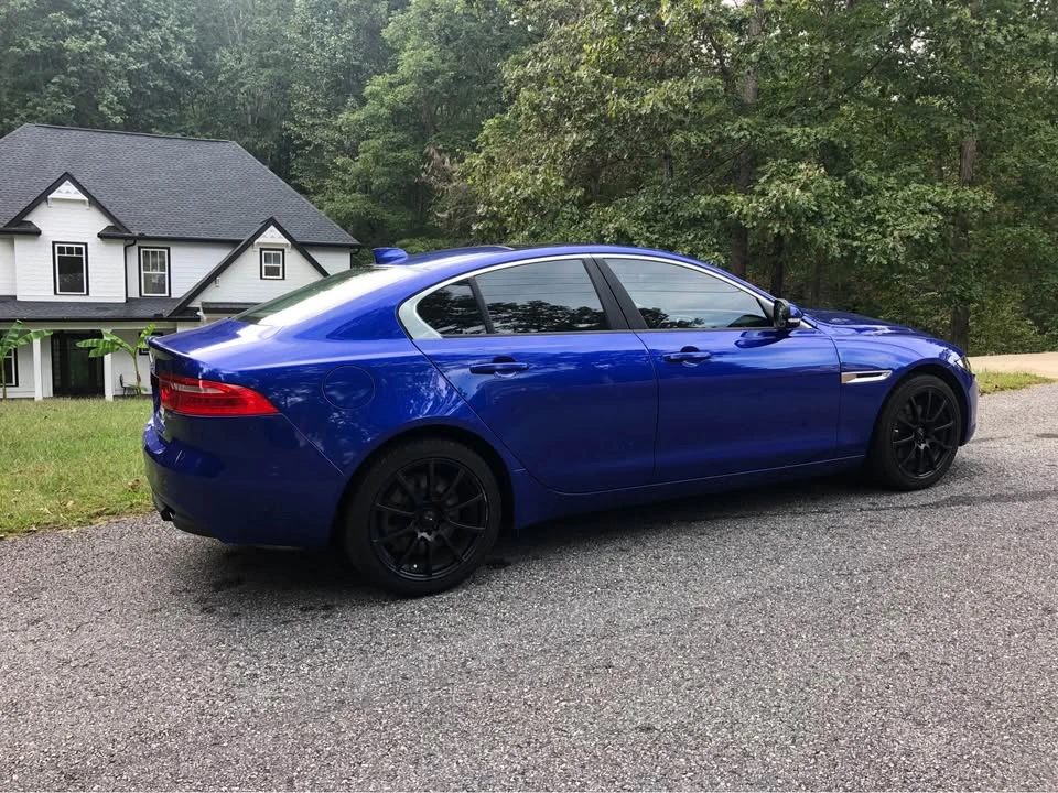 2018 Jaguar XE - Image 3 of 9