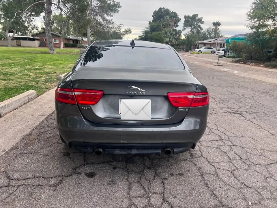2018 Jaguar XE - Image 6 of 14