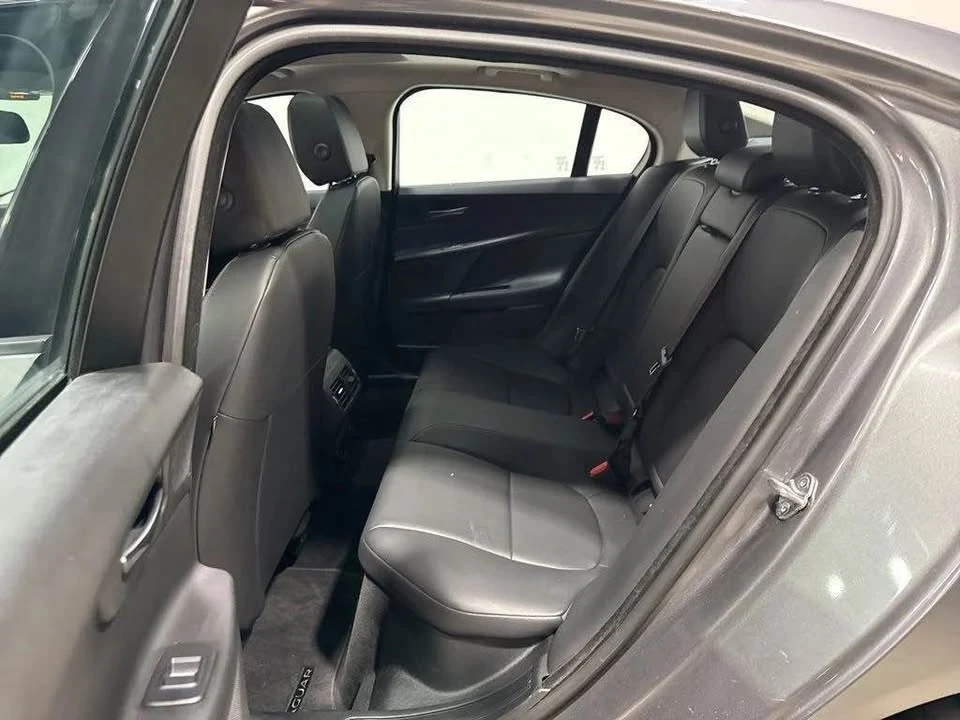 2018 Jaguar XE - Image 12 of 16