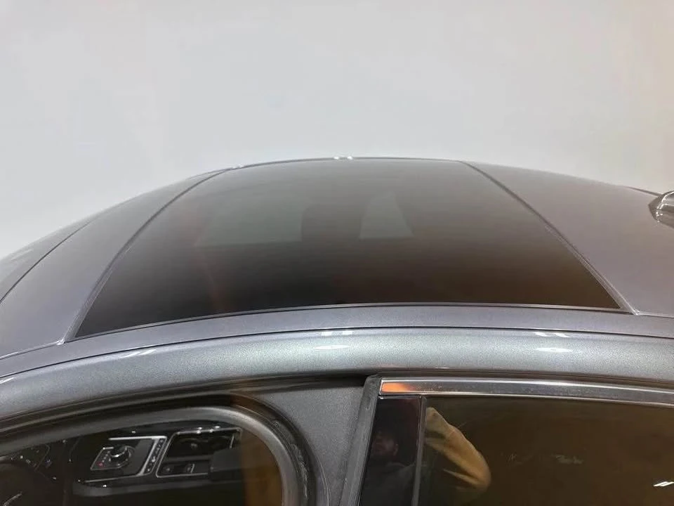 2018 Jaguar XE - Image 7 of 16