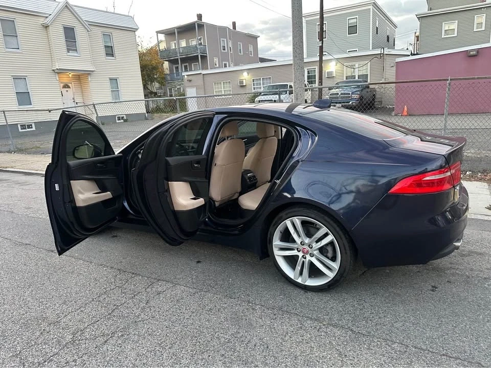 2018 Jaguar XE - Image 20 of 20