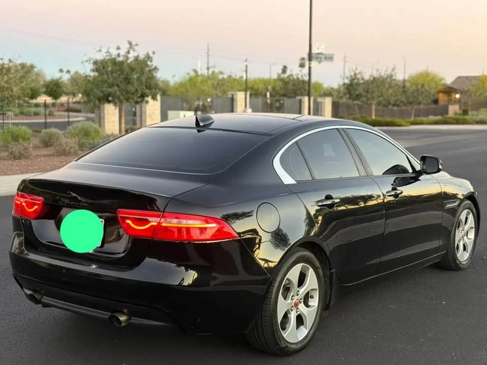 2018 Jaguar XE - Image 19 of 20