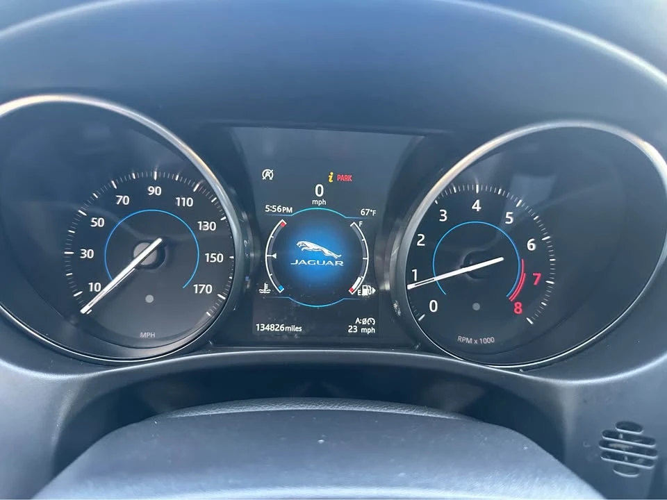 2018 Jaguar XE - Image 12 of 20