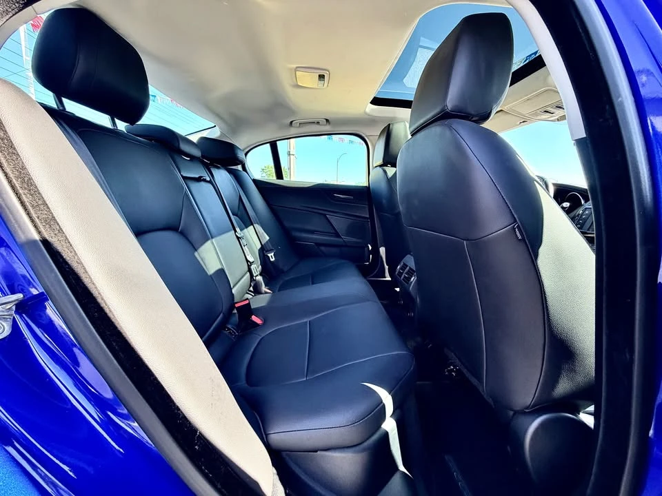 2018 Jaguar XE - Image 18 of 20
