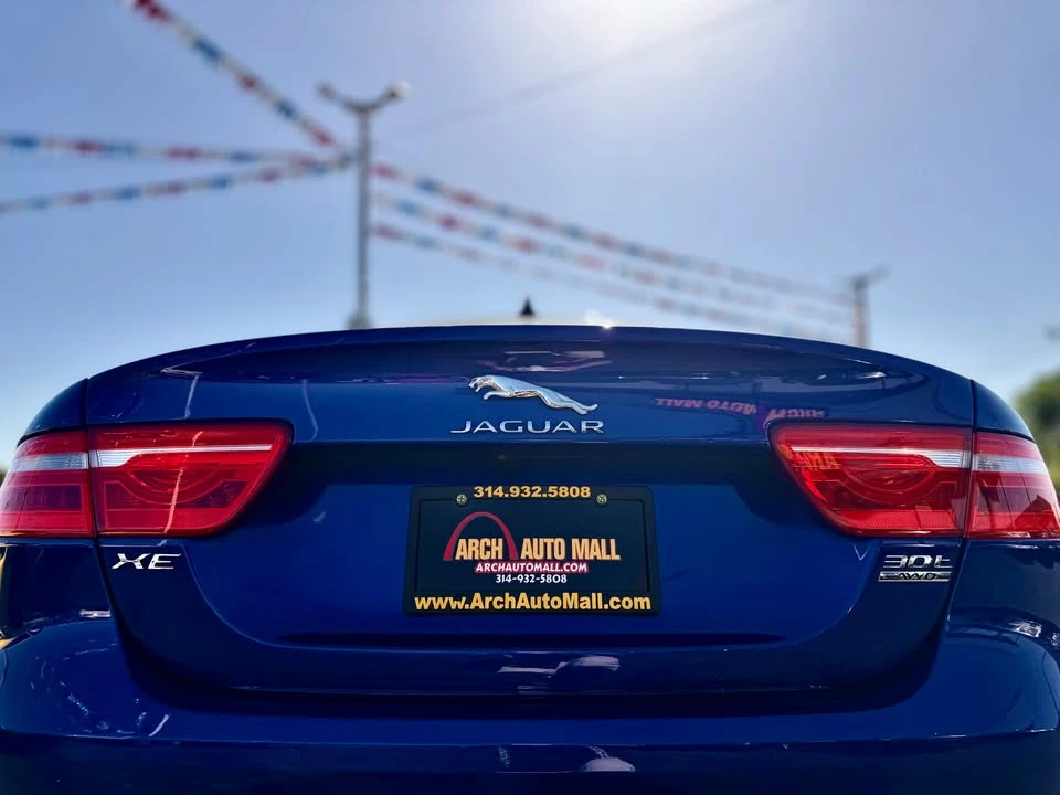 2018 Jaguar XE - Image 20 of 20