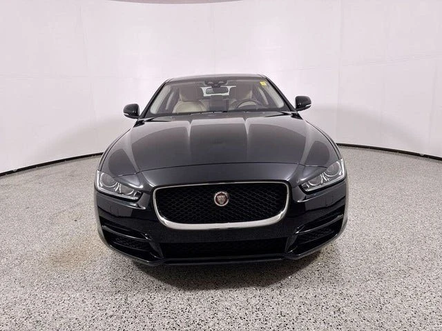 2018 Jaguar XE - Image 3 of 20