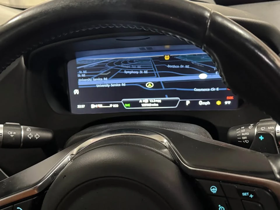 2018 Jaguar XE - Image 8 of 12