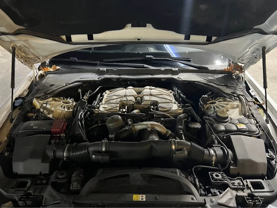 2018 Jaguar XE - Image 14 of 14