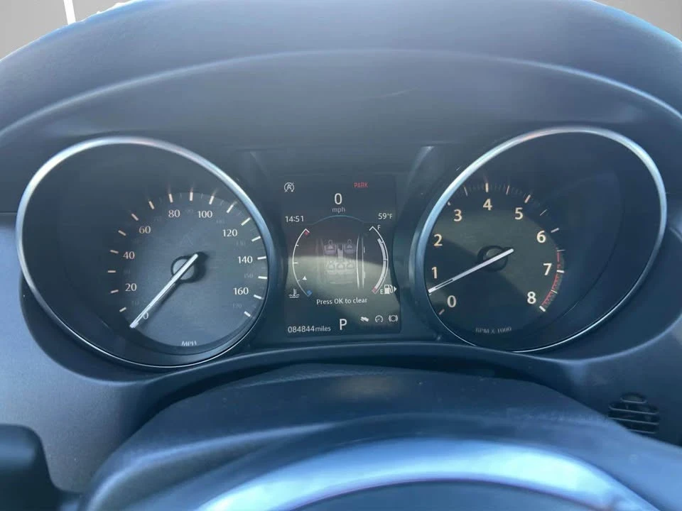 2018 Jaguar XE - Image 15 of 19